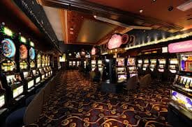slots33
